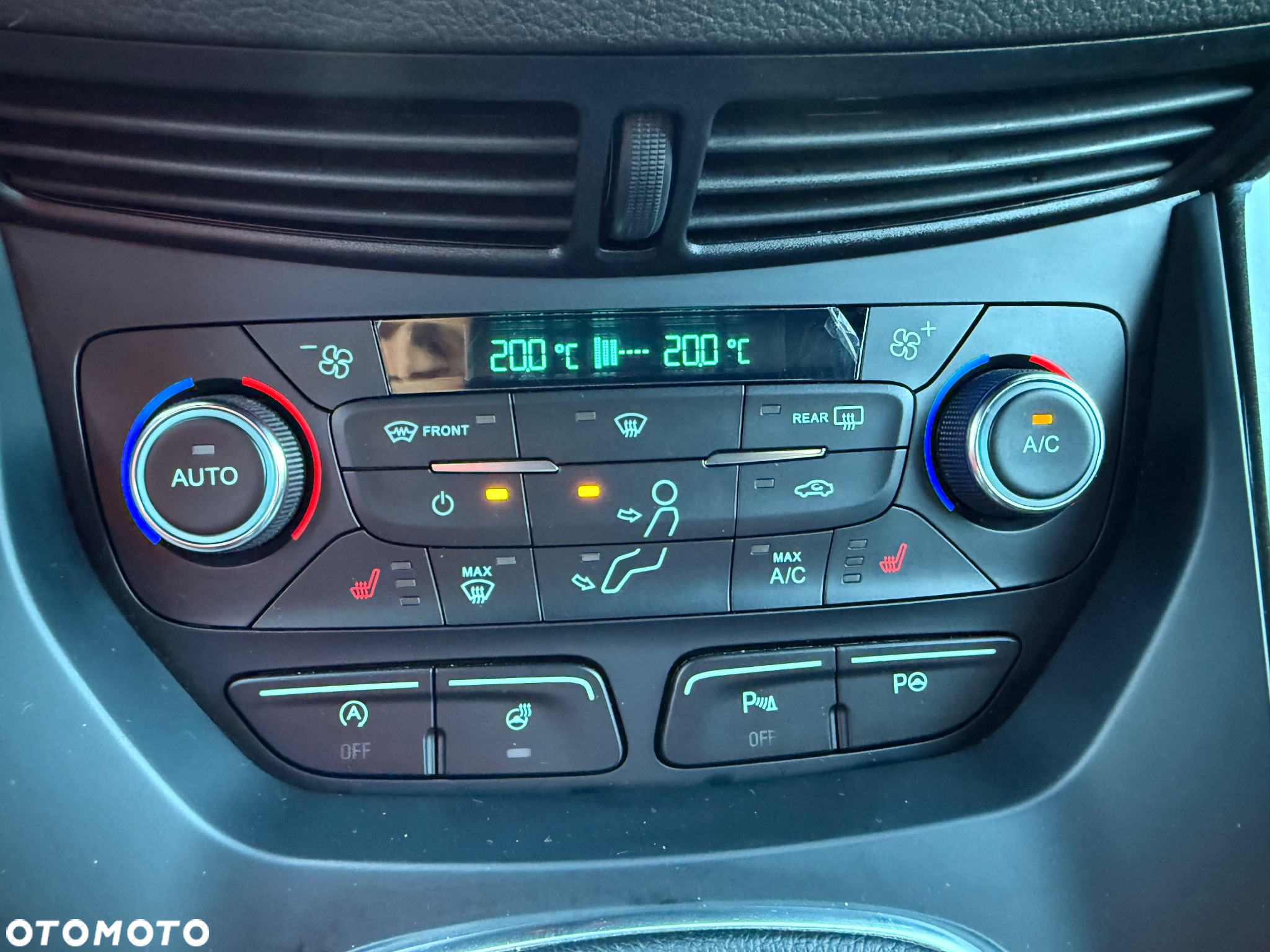 Ford Kuga 2.0 TDCi 4x4 ST-Line - 15