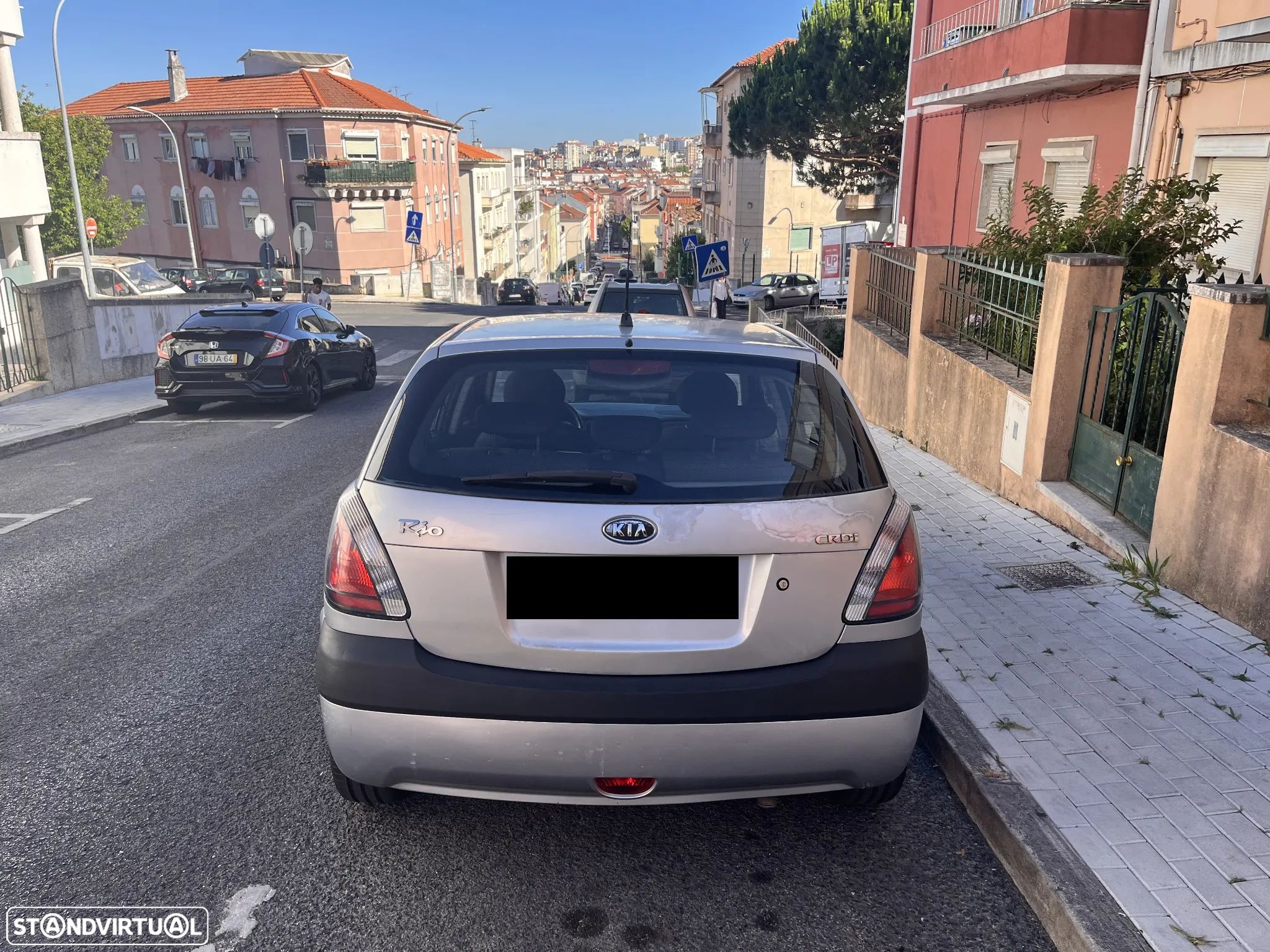 Kia Rio - 1