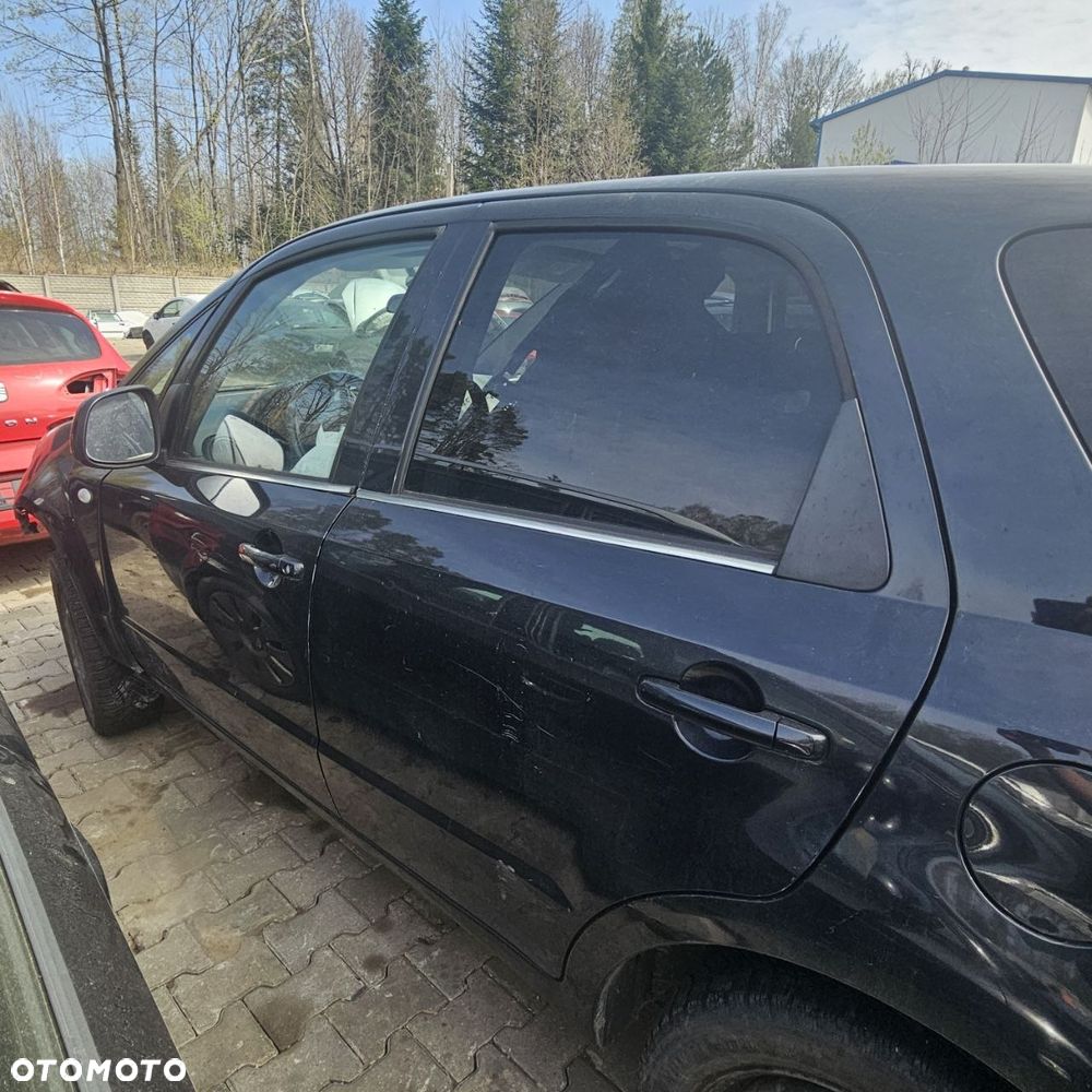 Drzwi / przód tył prawe lewe / SUZUKI SX4 (kod lak: ZJ3) - 4