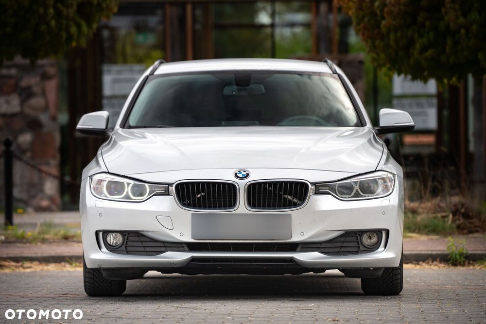 BMW Seria 3 318d DPF - 3