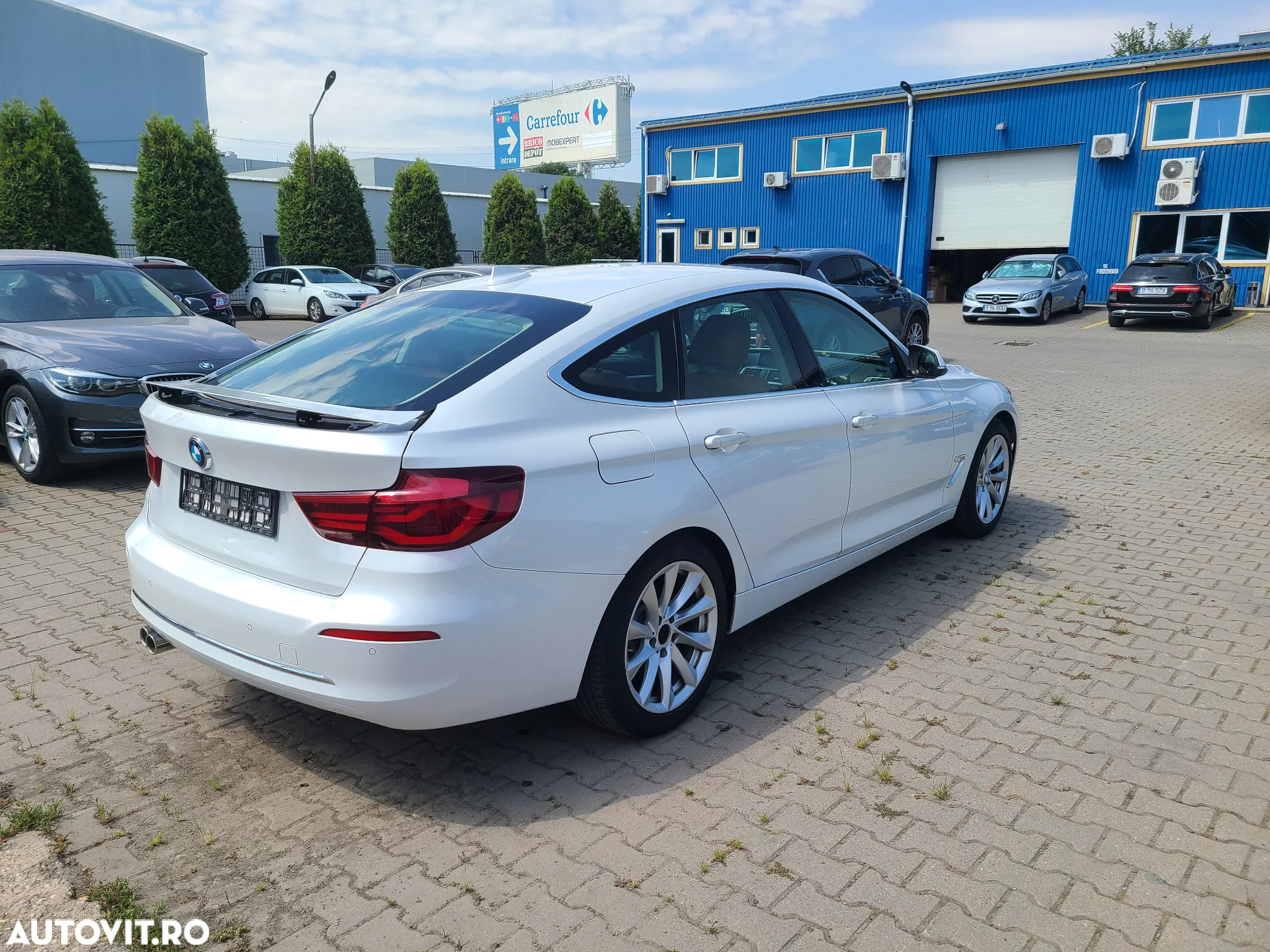 BMW Seria 3 320i GT xDrive AT - 15