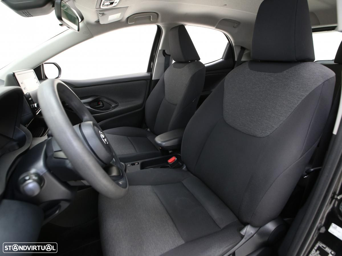 Toyota Yaris 1.5 HDF Comfort - 8