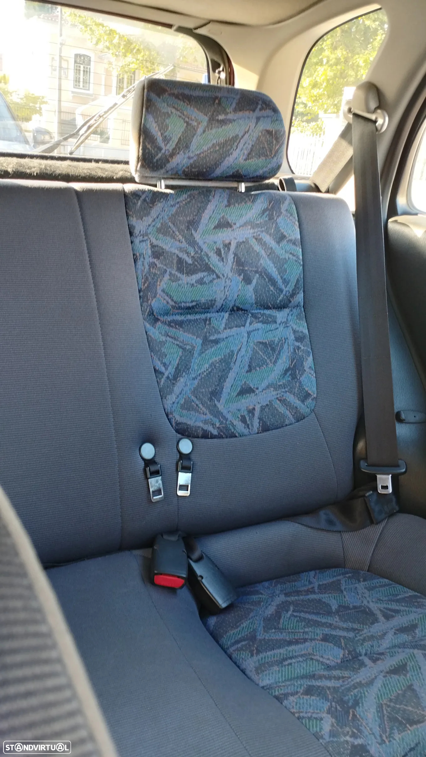 Nissan Almera 1.4 S AC - 12