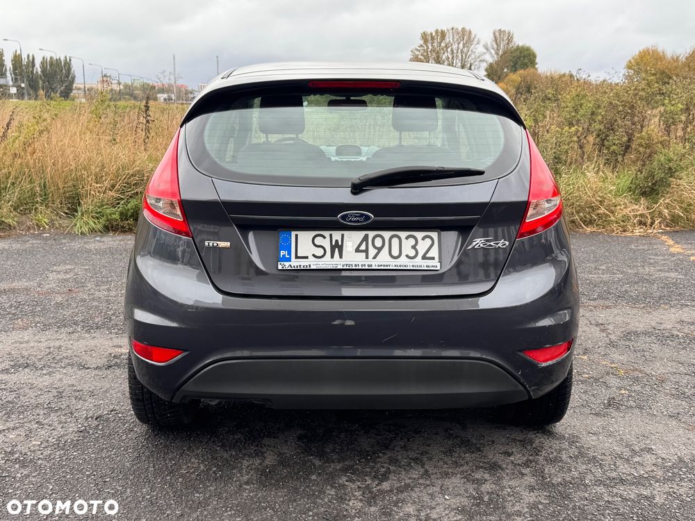 Ford Fiesta 1.4 TDCi Ambiente - 5