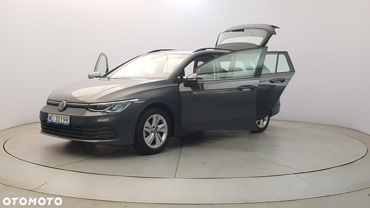 Volkswagen Golf - 10