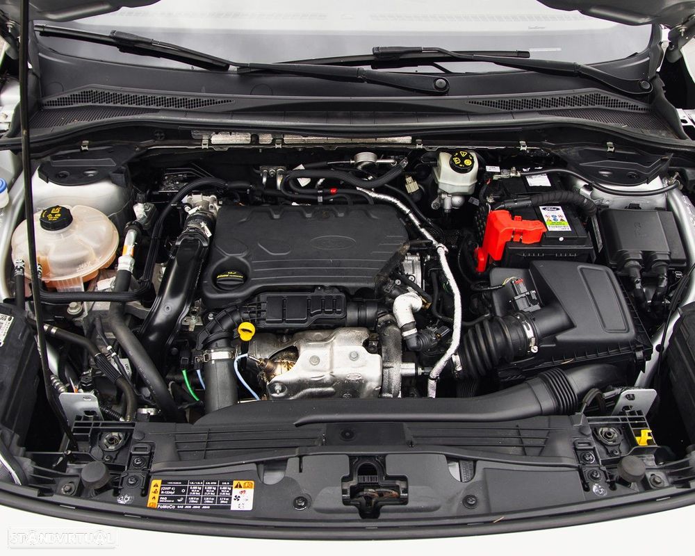 Ford Kuga 1.5 TDCi EcoBlue Titanium - 46