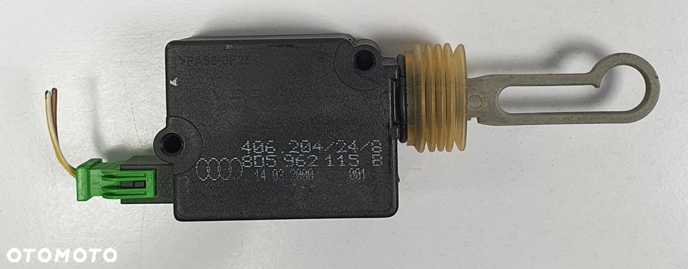 SIŁOWNIK ZAMKA KLAPY BAGAŻNIKA TYŁ AUDI A4 B5 8D5962115B - 1