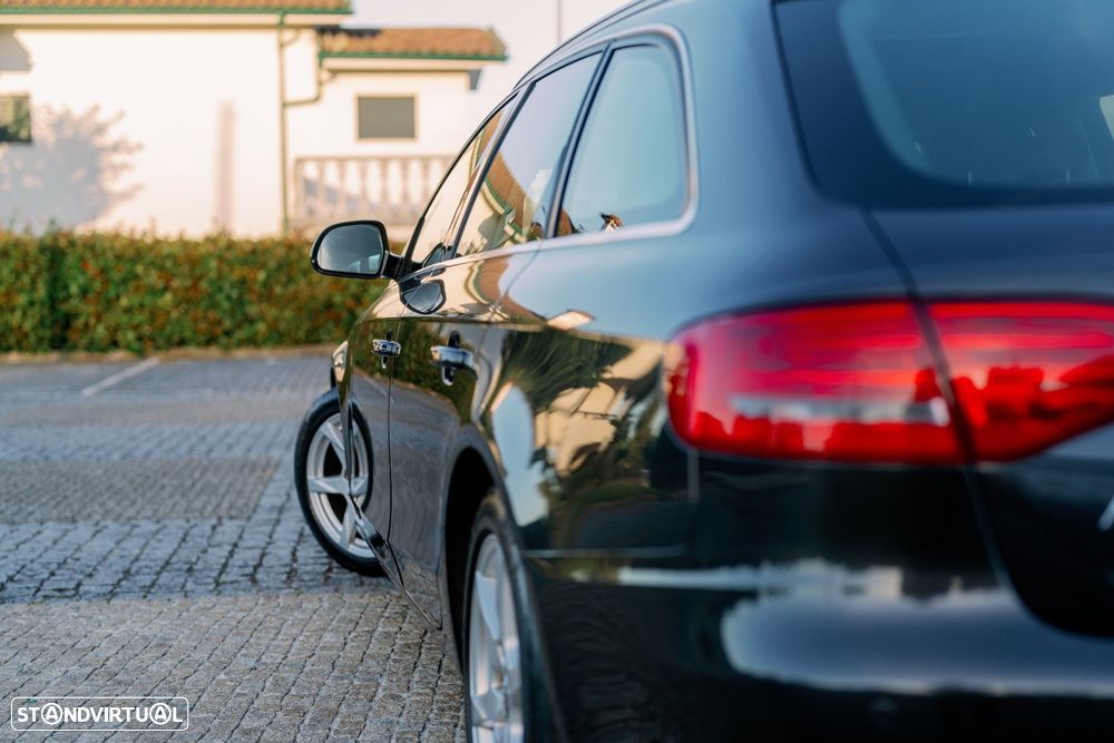 Audi A4 Avant 2.0 TDI multitronic - 11