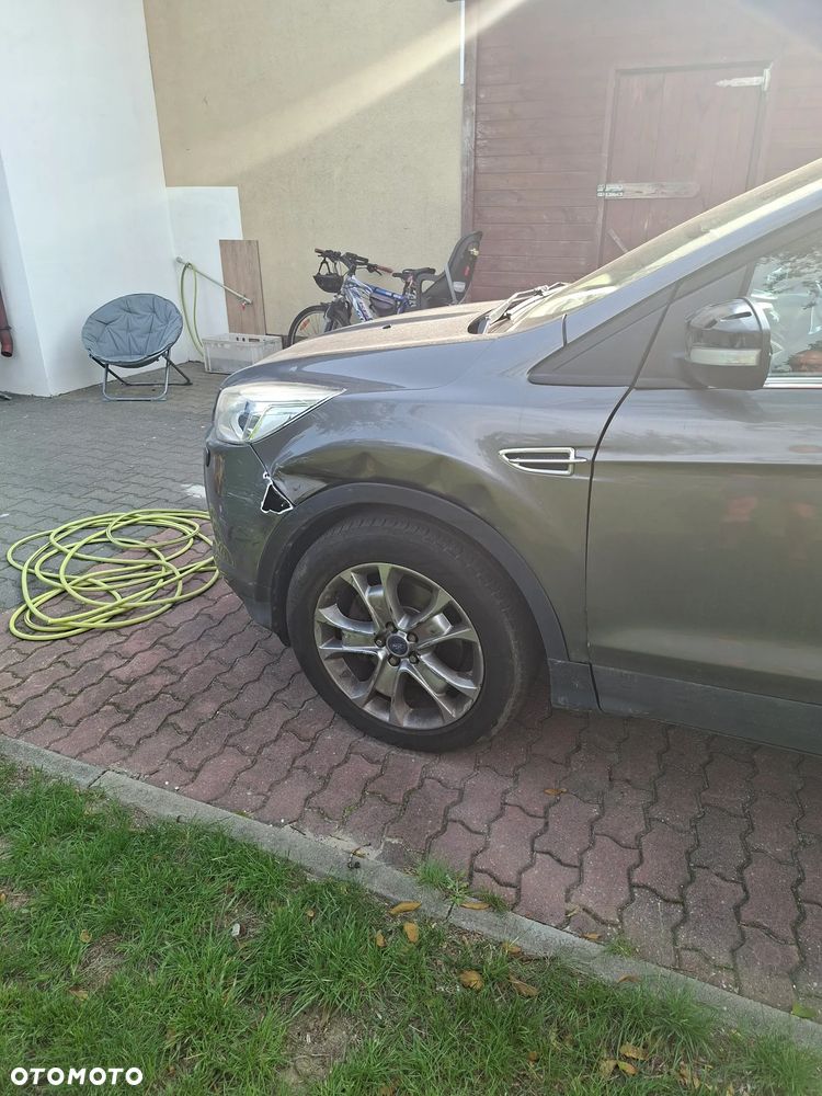 Ford Escape 2.0 EcoBoost AWD Titanium - 8