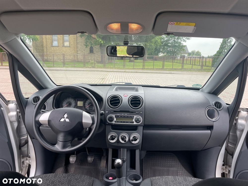 Mitsubishi Colt 1.1 Invite - 14