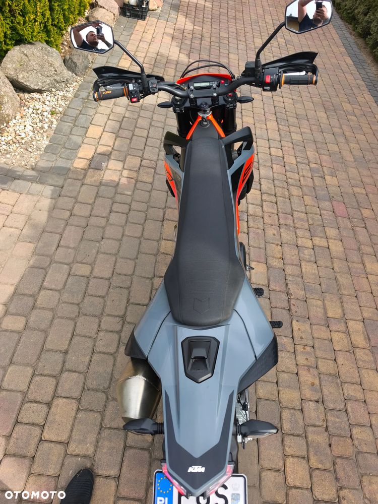KTM SMC - 10