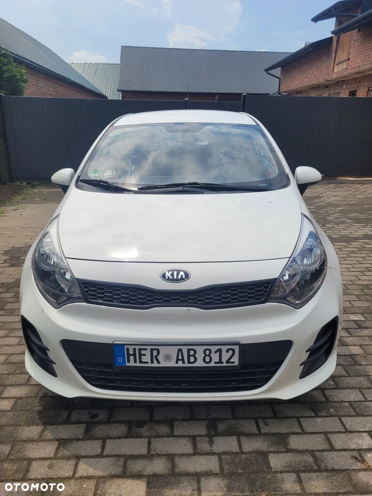 Kia Rio - 7