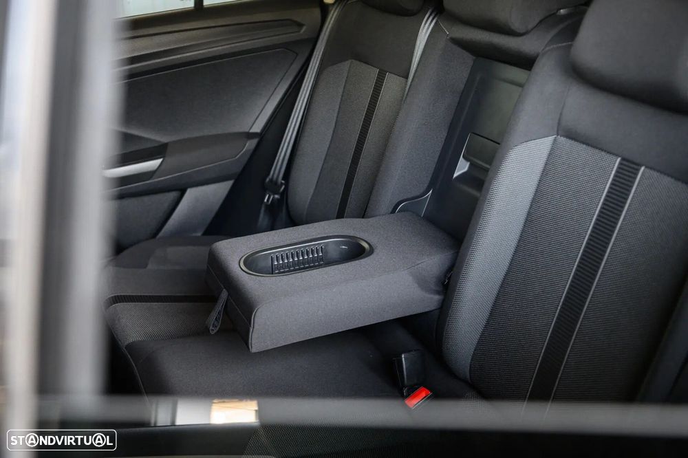 VW T-Roc 1.0 TSI Life - 27