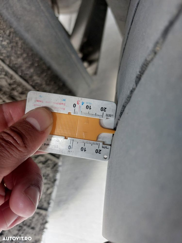 Schmitz Cargobull Standard - 28