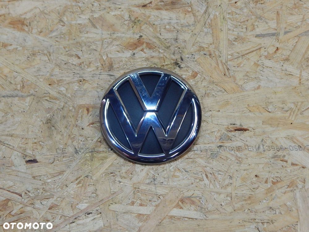 vw t5 lift t6 caddy emblemat logo znaczek klapy tył 2k5853630a - 1