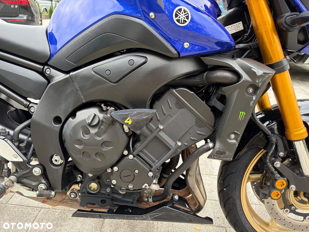 Yamaha FZ8 - 16