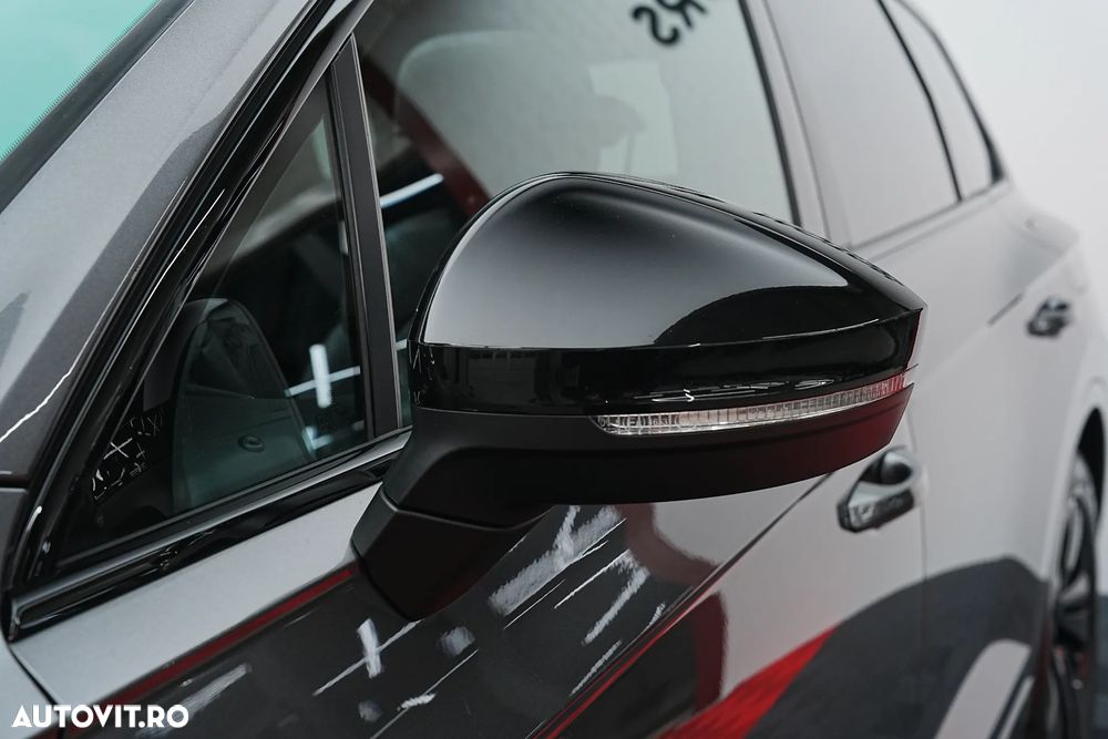 Volkswagen Touareg V6 e-Hybrid OPF 4Motion Aut. R FINAL EDITION - 39