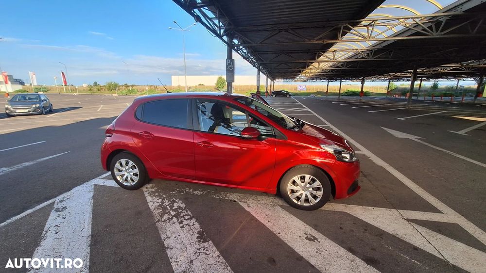 Peugeot 208 1.2 L PureTech Active - 4