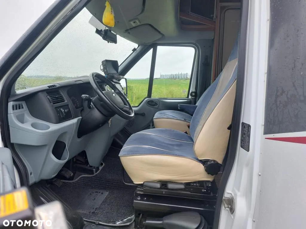 Ford Transit CAPRON - 11