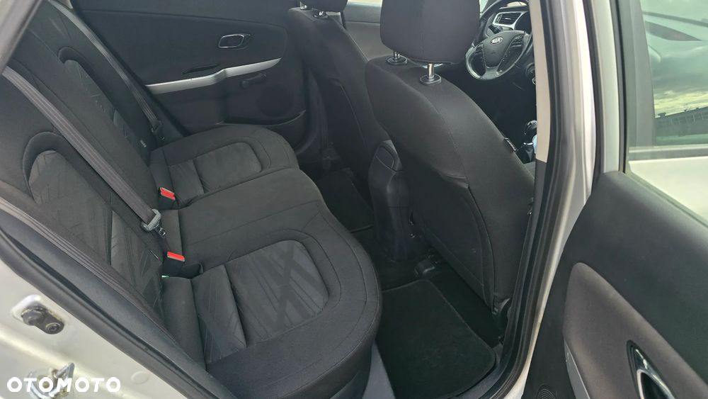 Kia Ceed 1.6 CRDi L - 17