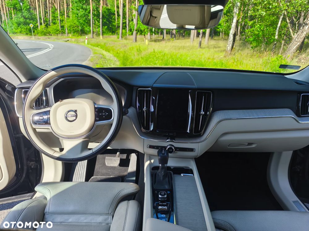 Volvo XC 60 D4 Inscription - 24