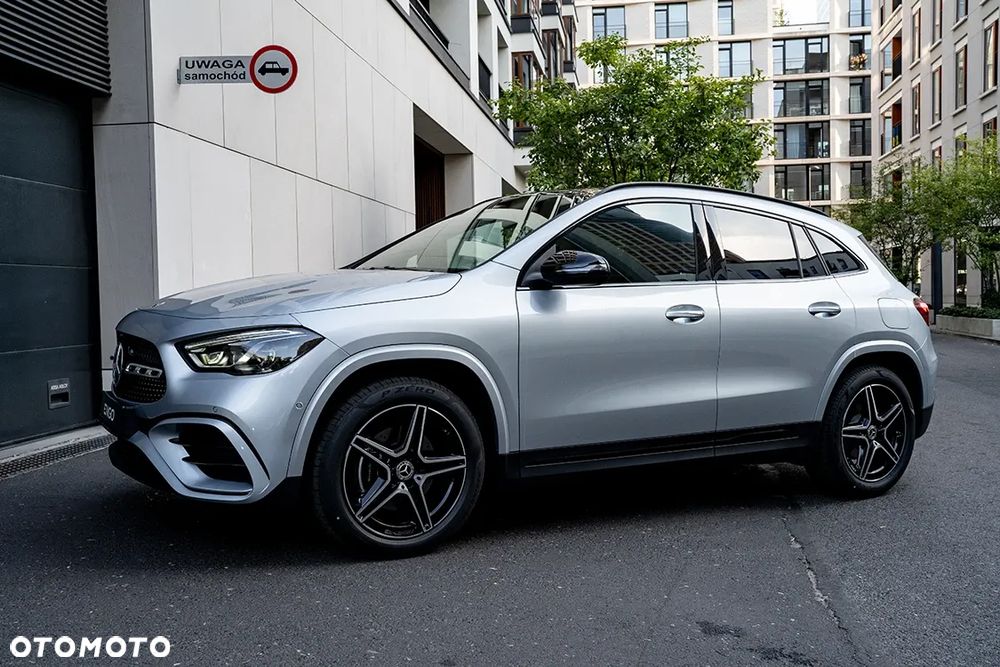 Mercedes-Benz GLA 200 mHEV AMG Line 7G-DCT - 28