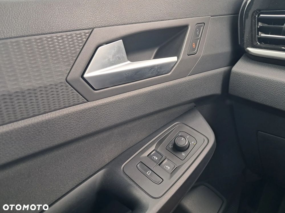 Ford Tourneo Connect Grand - 21