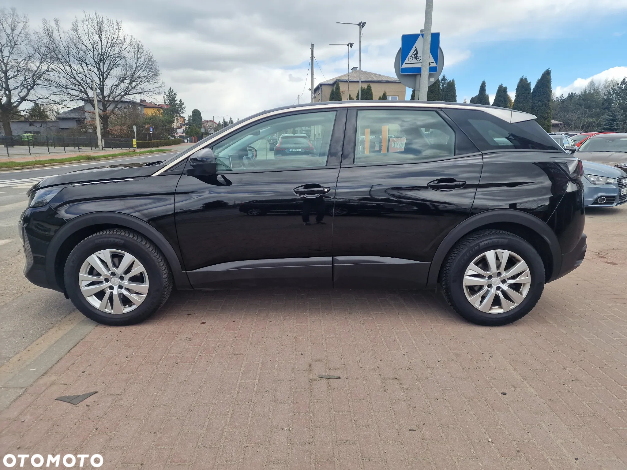 Peugeot 3008 PureTech 130 Stop & Start GPF Allure - 8