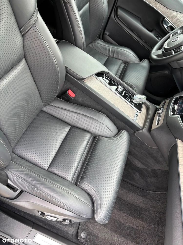 Volvo XC 90 - 6