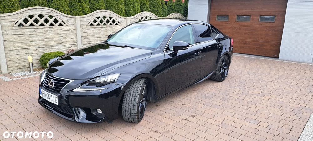 Lexus IS 200t Elegance - 2