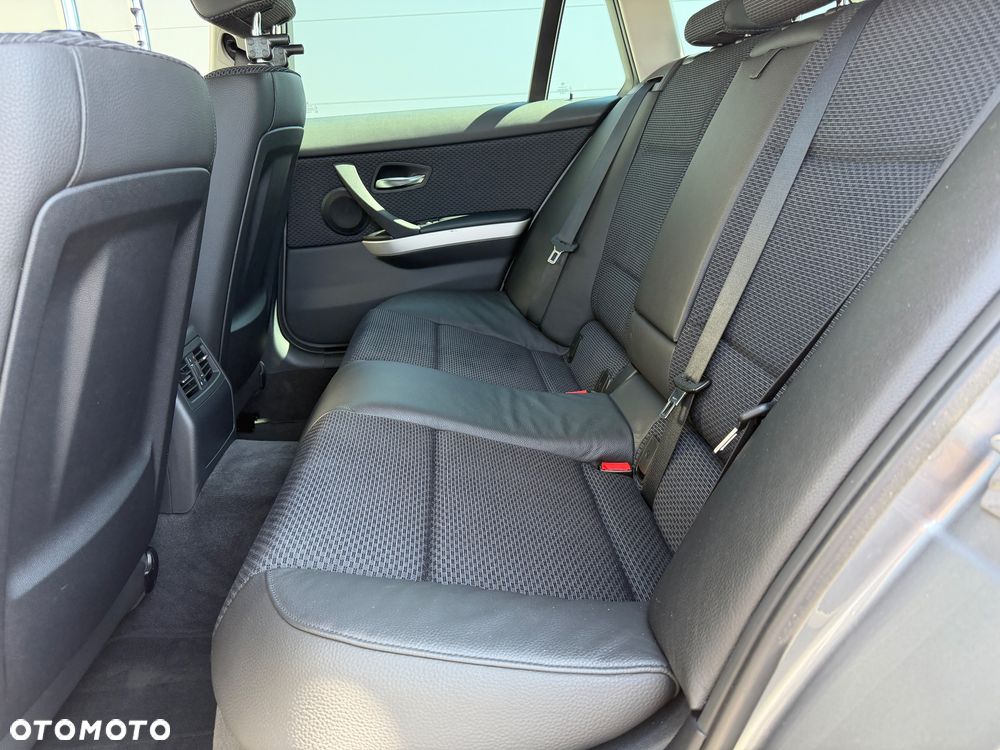 BMW Seria 3 - 19