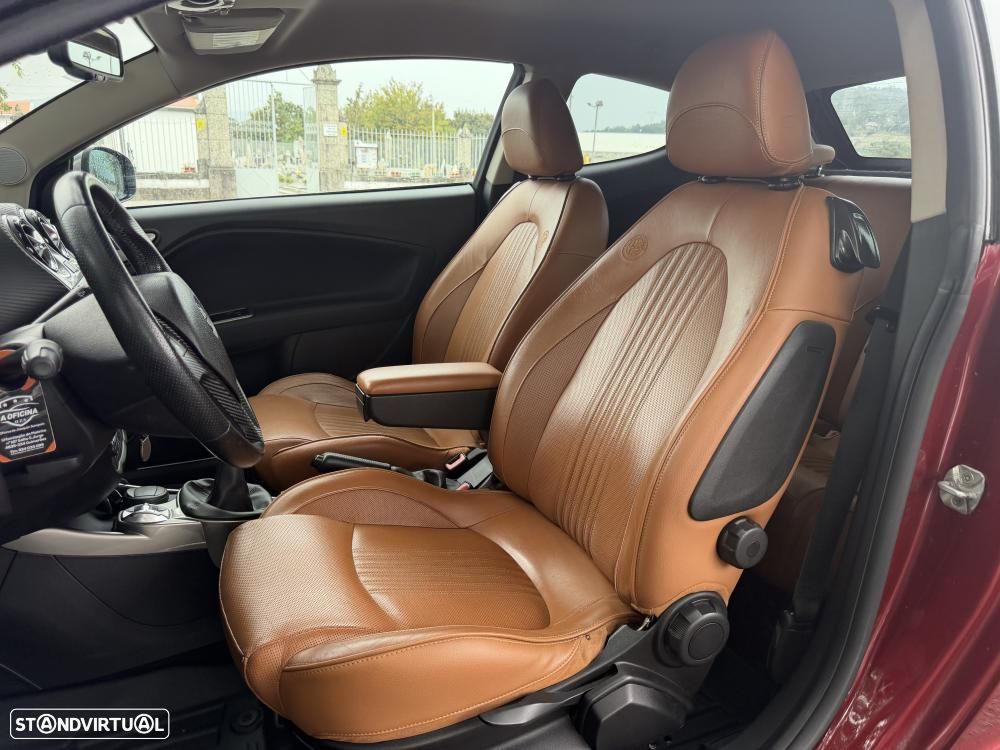 Alfa Romeo MiTo 1.6 JTD Distinctive S&S - 10