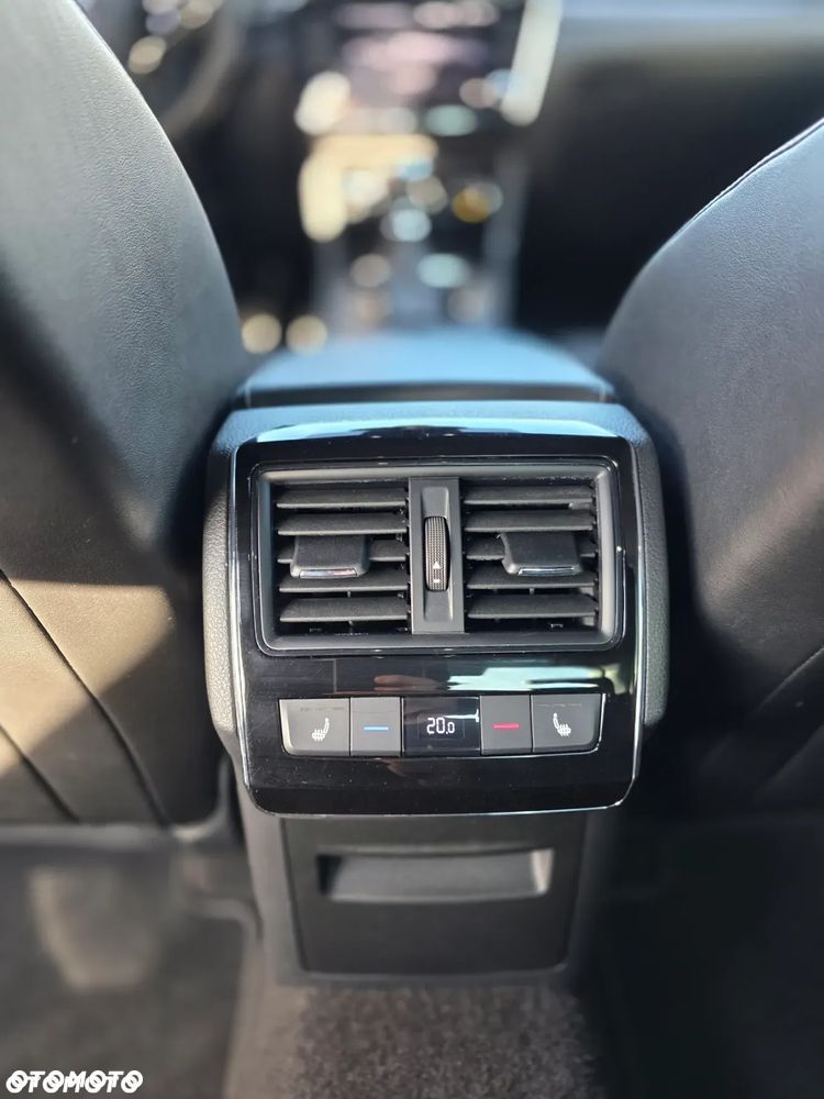 Skoda Superb 1.5 TSI Sportline DSG - 34