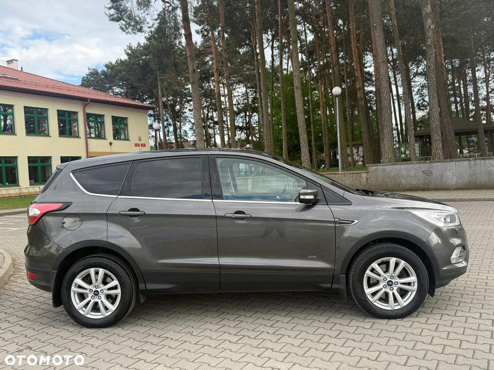 Ford Kuga 2.0 TDCi 4x4 Titanium - 19
