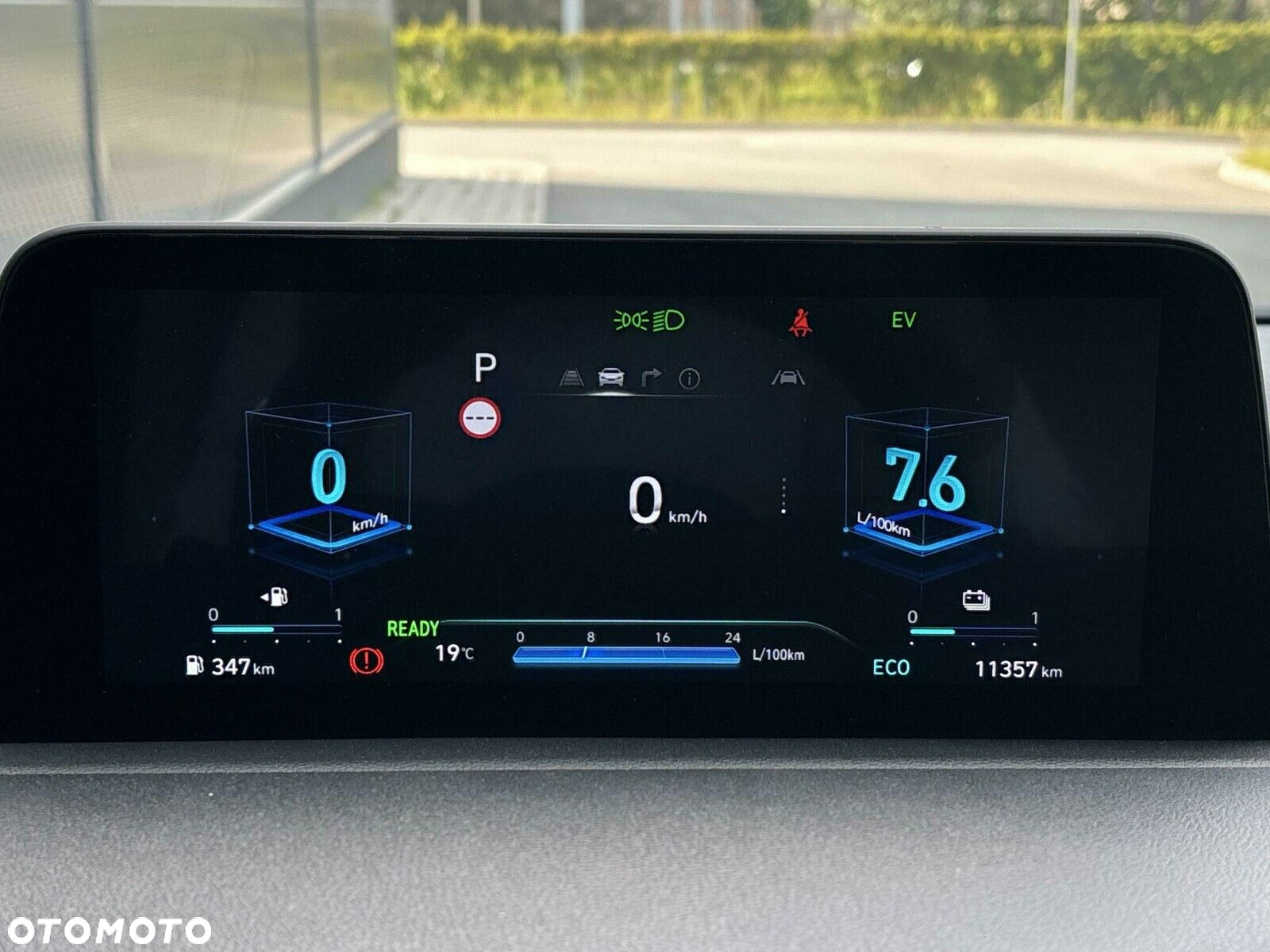 Hyundai Staria - 14