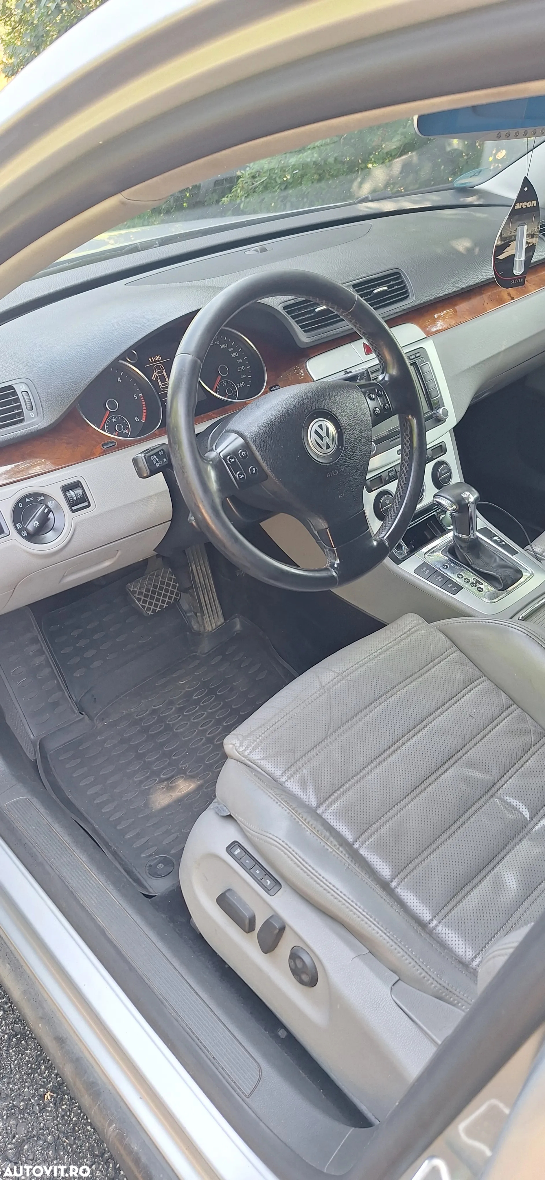Volkswagen Passat Variant 2.0 TDI Comfortline DPF DSG - 2