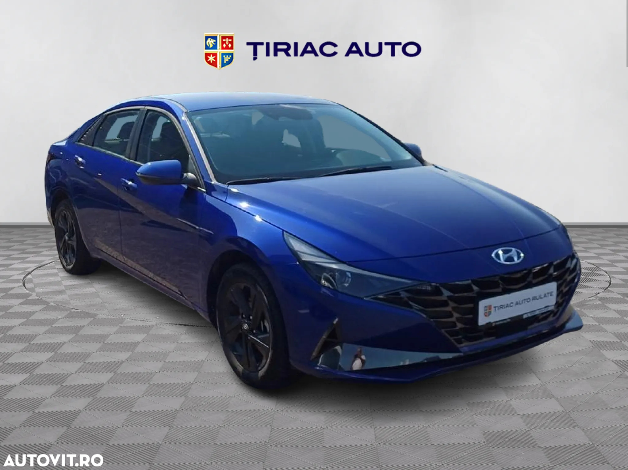 Hyundai Elantra - 7