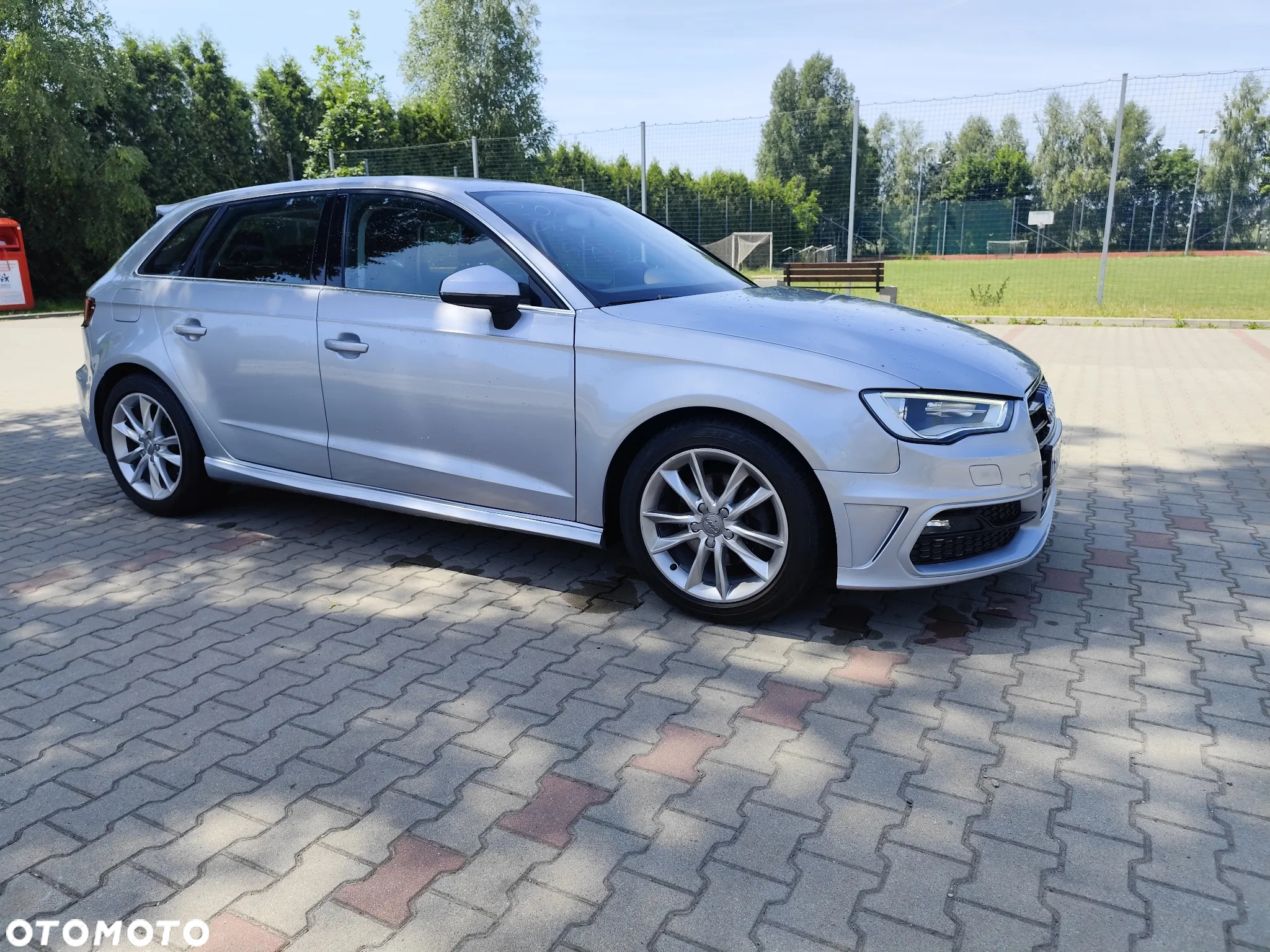 Audi A3 1.6 TDI ultra Attraction - 2
