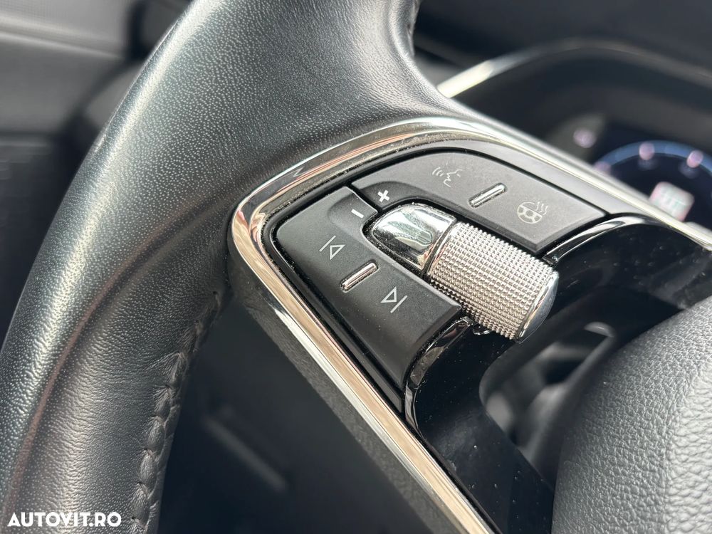 Skoda Octavia 2.0 TDI DSG Ambition - 25