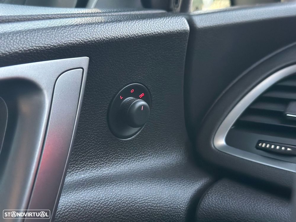 Opel Astra 1.4 T Selection GPL - 20