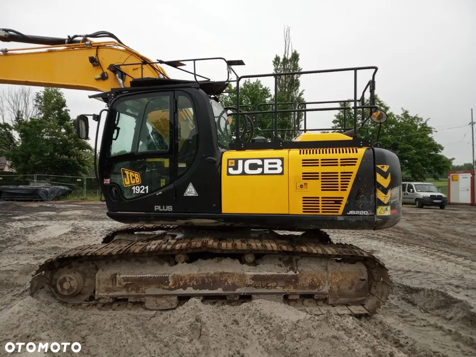 JCB JS220LC - 4