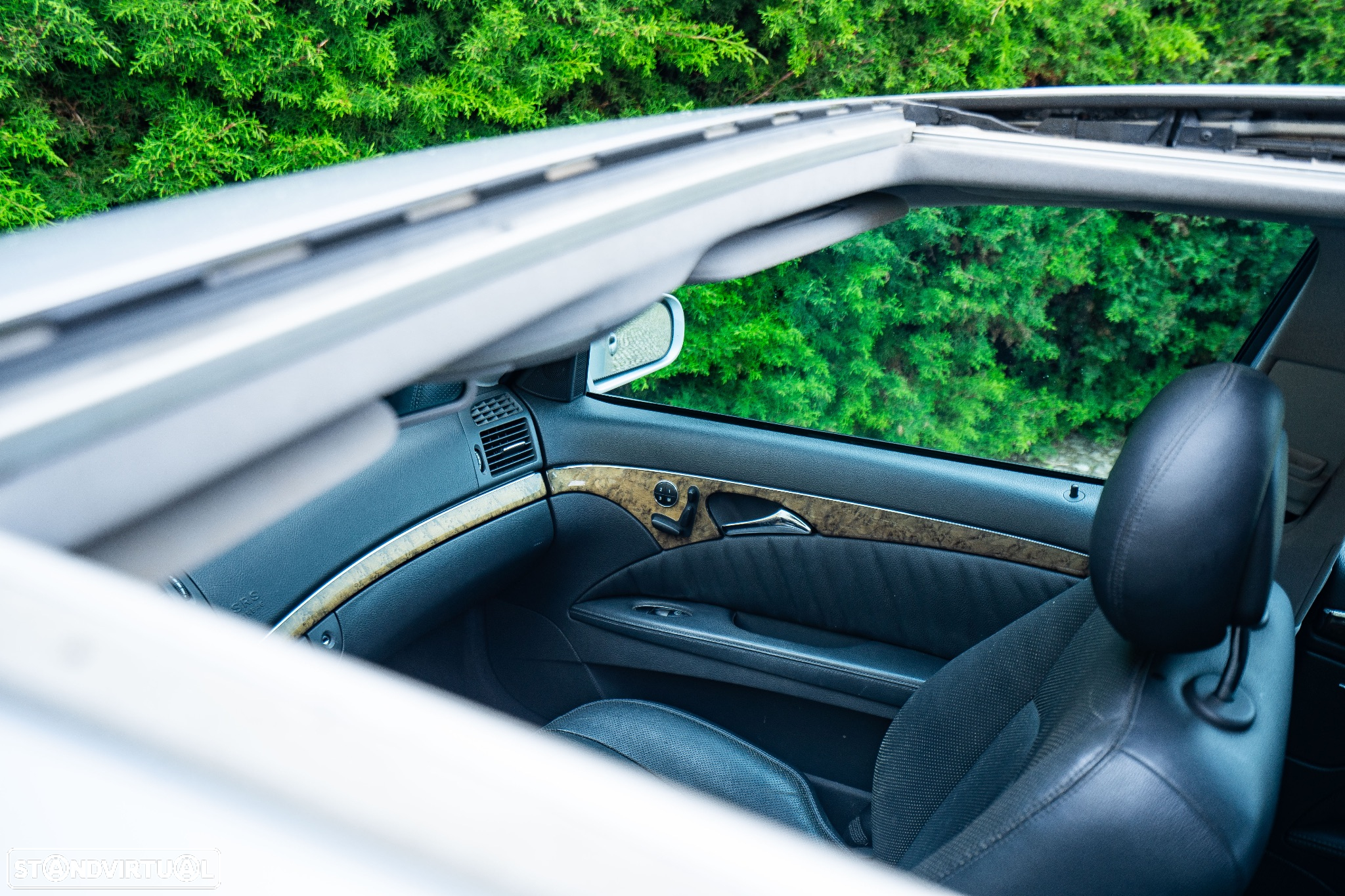Mercedes-Benz E 270 - 30