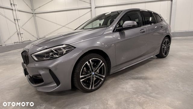BMW Seria 1 120i M Sport - 4
