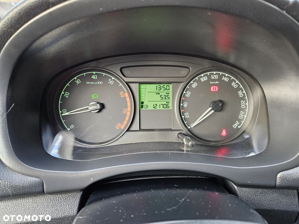 Skoda Fabia 1.2 HTP Ambiente - 16