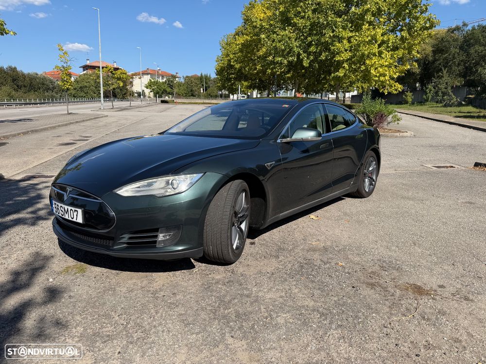 Tesla Model S 85 Perfomance - 12