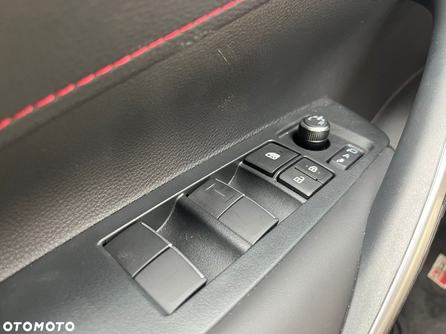 Toyota Corolla - 27