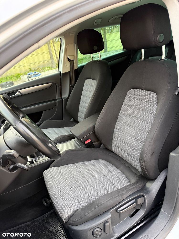Volkswagen Passat 2.0 TDI BlueMotion Technology Highline - 12