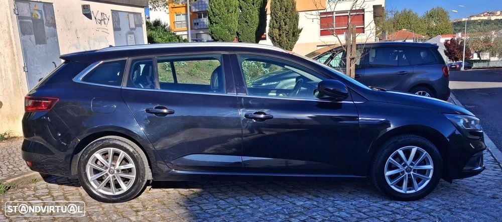 Renault Mégane Sport Tourer 1.5 dCi Dynamique S SS — fotografia 7