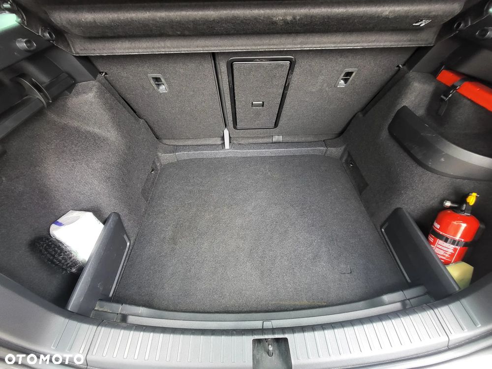 Skoda Karoq 1.5 TSI ACT Style DSG - 18