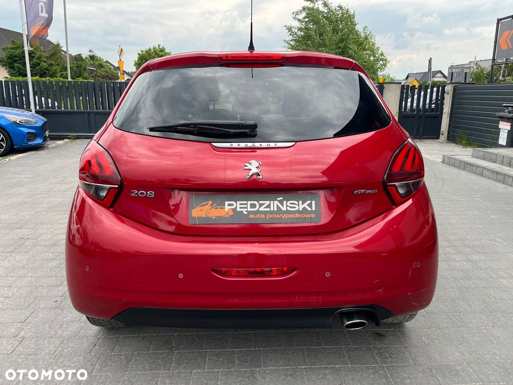 Peugeot 208 - 5